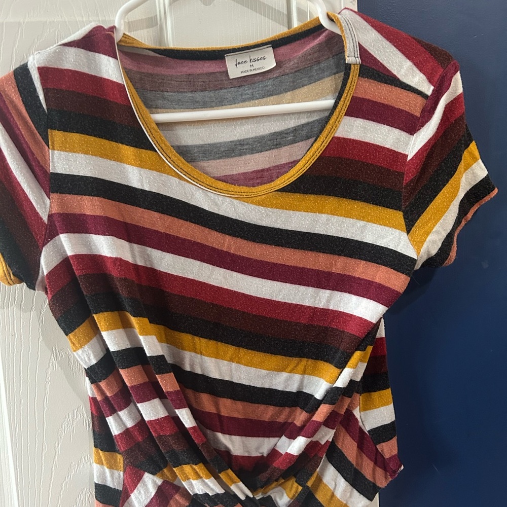 Free Kisses Red and White Crop Tie Front T-Shirt